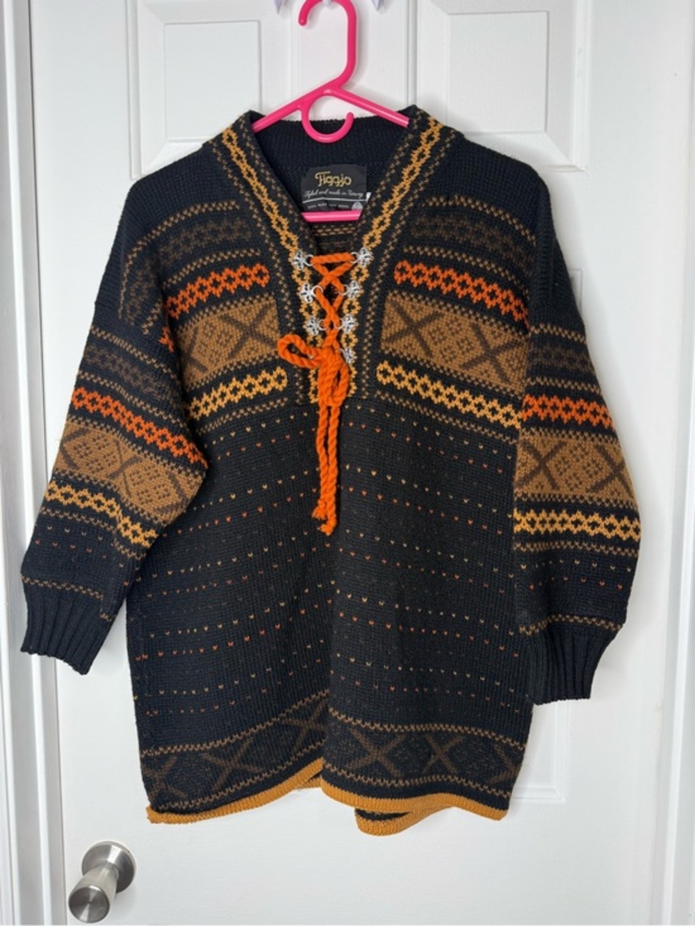 Figgjo Norwegian Mid-Century Lace-Up Wool Sweater in Black & Rust